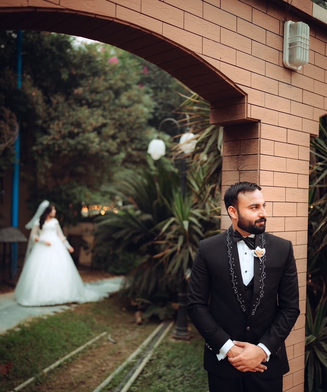 “It is such a happiness when good people get together” Simon & Swera #zaibiphotowork #instagram #photo #wedding #jhelum #weddingphotography #love #couplegoals #brideandgroom